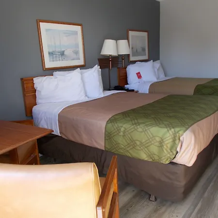 Econo Lodge Conway Central-2