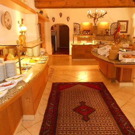 Hotel Tiefenbrunner-2