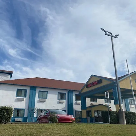 Tropicana Inn And Suites-3