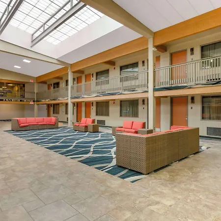 Best Western Plus Raton Hotel-3