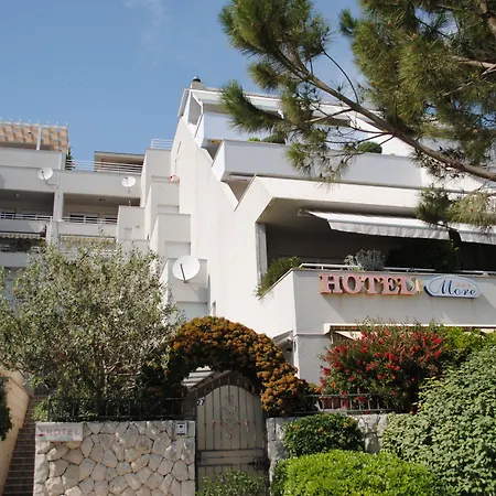Hotel More-3