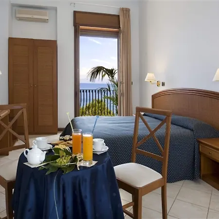 Hotel Riviera Lido-3