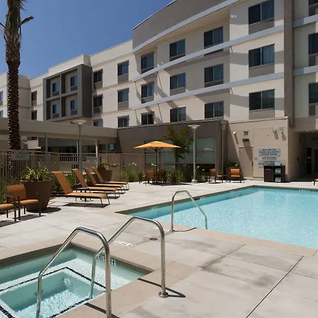 Courtyard By Marriott Santa Ana Orange County-3
