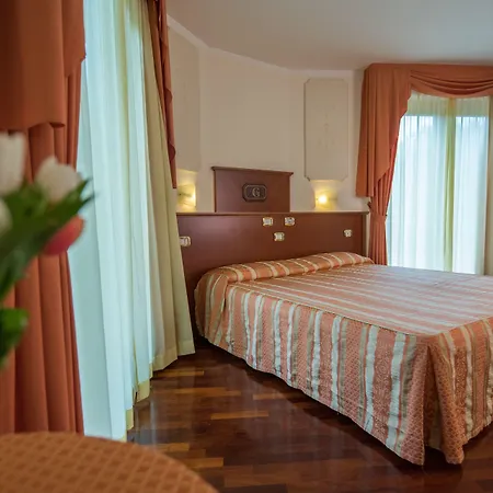 Hotel Le Grotte-2