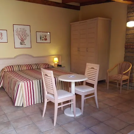 Hotel Acquasanta-2
