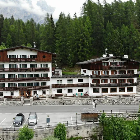 Hotel Des Alpes-2