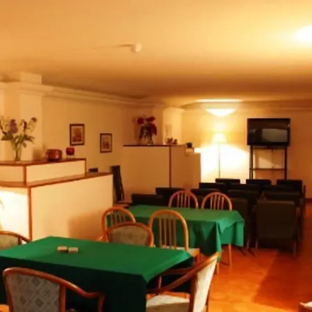 Hotel Iris Crillon-2
