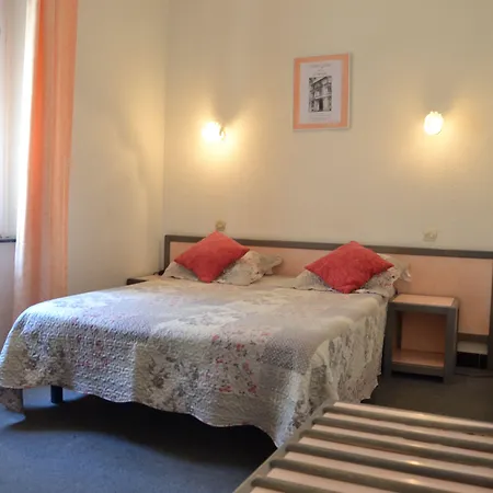 Will'S Hotel-2
