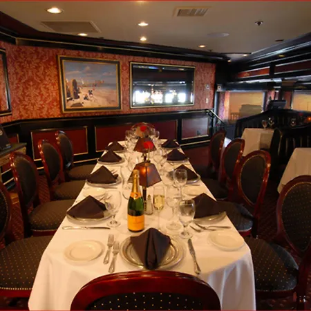 Doryman'S Oceanfront Inn-2
