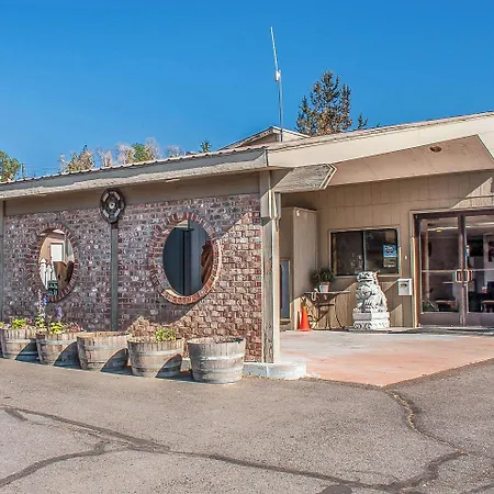 Econo Lodge Inn & Suites Madras-3