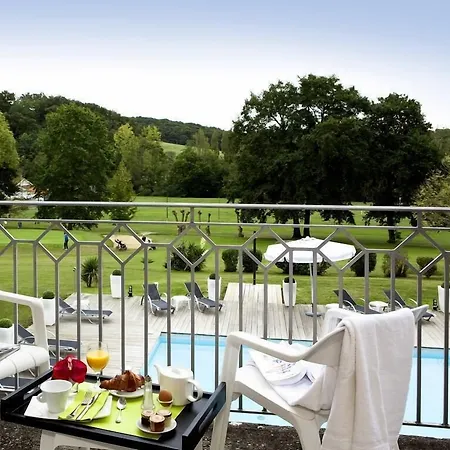 Brit Hotel du Golf Le Lodge-3
