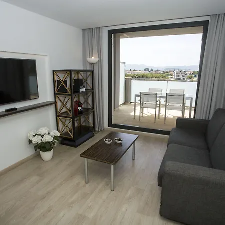 Aparthotel Playa Oliva-2