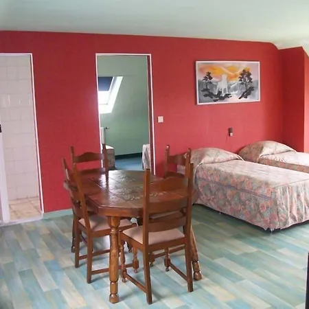 Hotel Evergreen-3