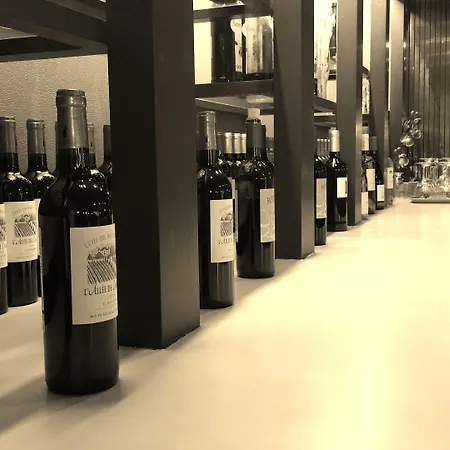 The Originals Access, Hôtel Figeac-3