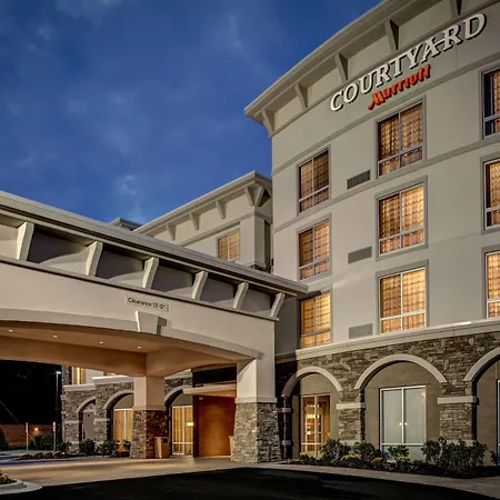 Courtyard By Marriott Boone-2