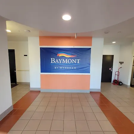 Baymont By Wyndham Williston-2