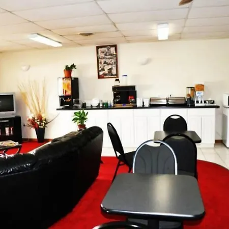 Red Carpet Motel-3