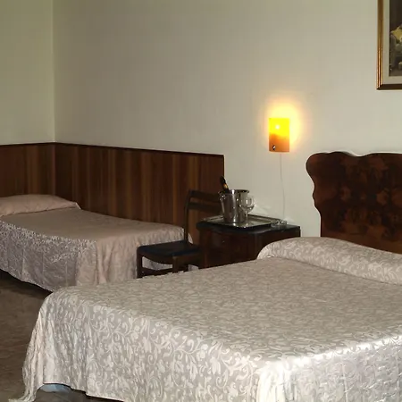 Hotel Touring-2
