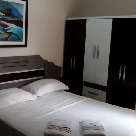 Vila Alaide Praia Hotel-2