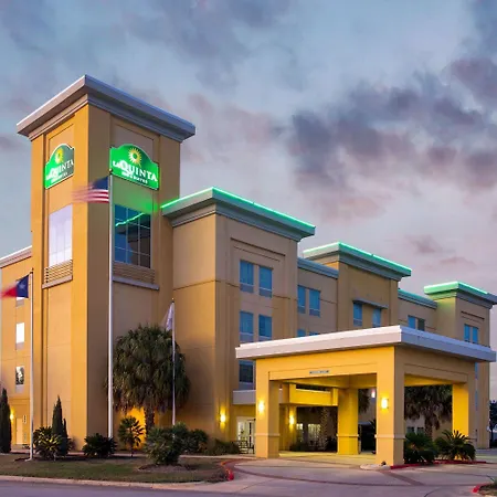 La Quinta By Wyndham Pearsall-2