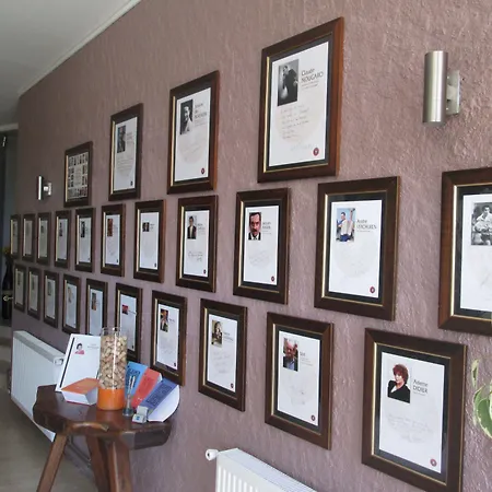 Logis Hotel Les Gravades Ussel-2