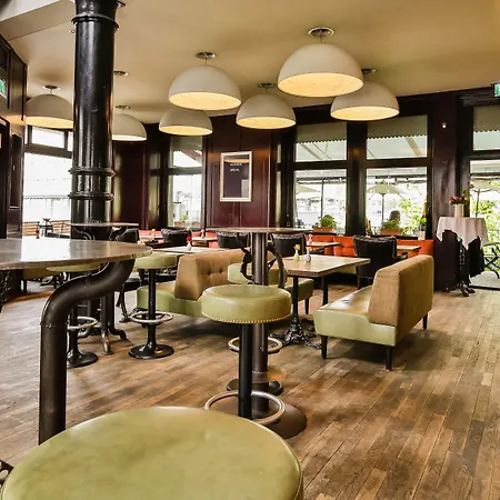 Boutique & Art Hotel Helvetia-3