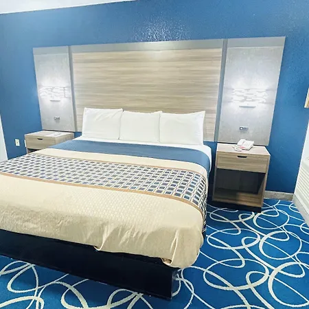 Budget Inn Pecos-3