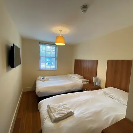 Wendover Arms Hotel-2