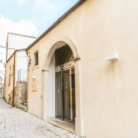 Hotel Dell'Orologio-3