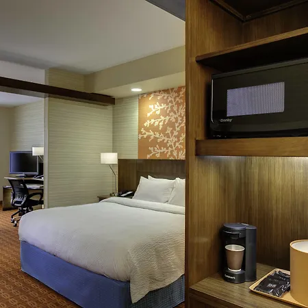 Fairfield Inn And Suites Hutchinson-2