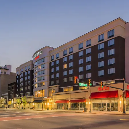 Courtyard By Marriott Newark Downtown-2