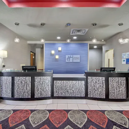 Holiday Inn Express And Suites Oklahoma City North By Ihg-3