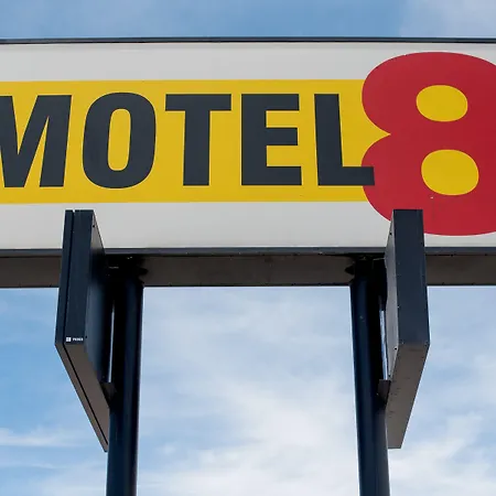 Motel 8 Rock Springs-3