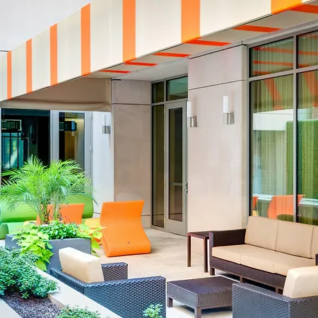 Courtyard By Marriott Washington, D.C./Foggy Bottom-3