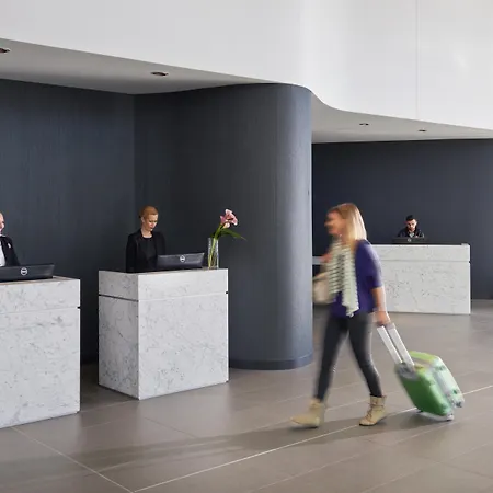 Rydges Sydney Airport Hotel-3