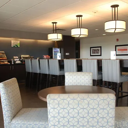 Wingate By Wyndham - Bismarck-2