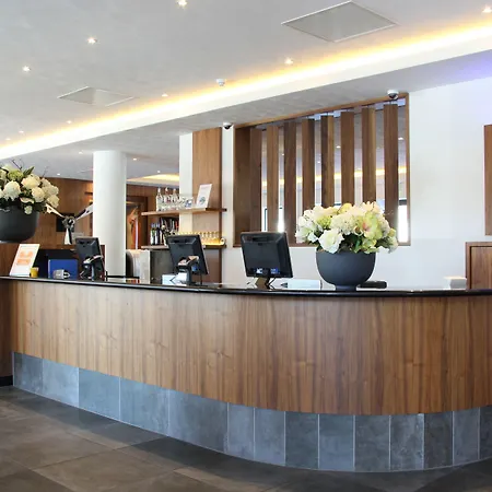Bastion Hotel Amsterdam Airport-3