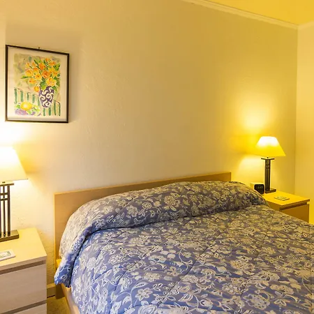 Nye Beach Cottages-2