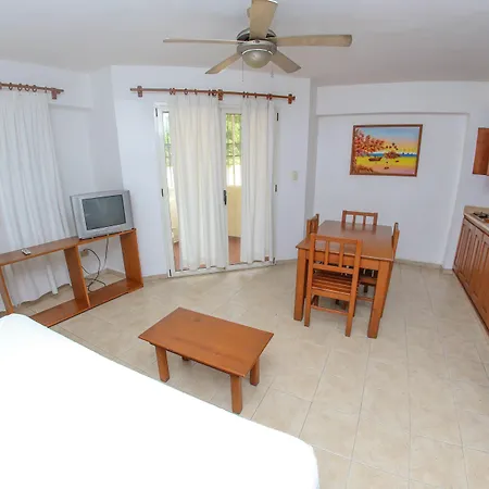 Acuarium Suite Resort-3