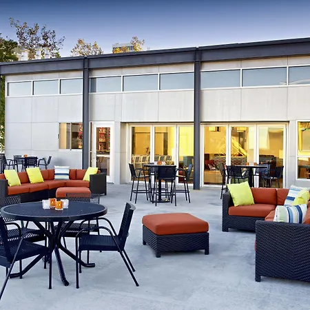 Aloft By Marriott Tulsa Downtown-3