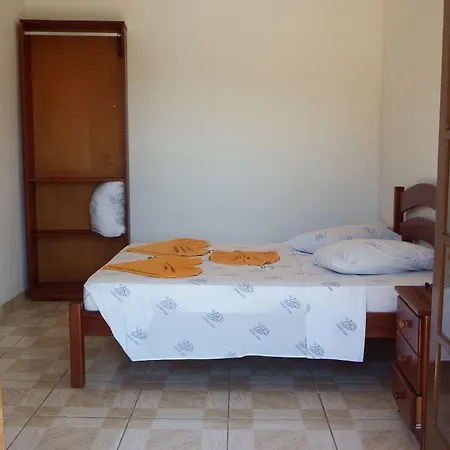 Hotel Mar-2