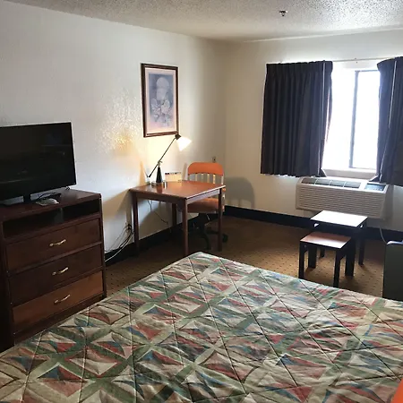 Brentwood Inn & Suites-2