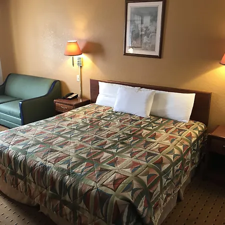 Brentwood Inn & Suites-3