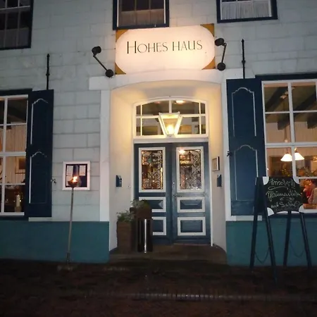 Hohes Haus-2