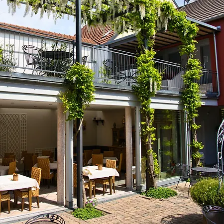 Arndt Hotel Garni-2
