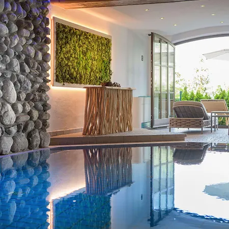 Alpines Lifestyle Hotel Tannenhof-3