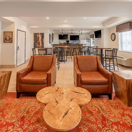 Landmark Suites - Williston-2