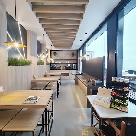 Raval Botella Private Rooms-3