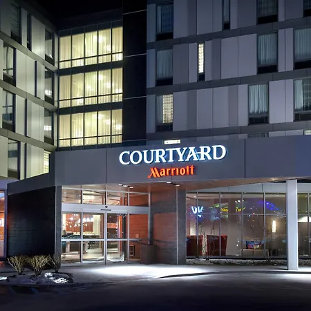 Courtyard By Marriott Philadelphia South At The Navy Yard-2