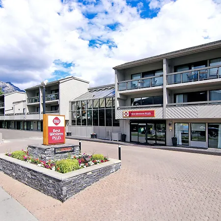 Best Western Plus Banff International Lodge-3